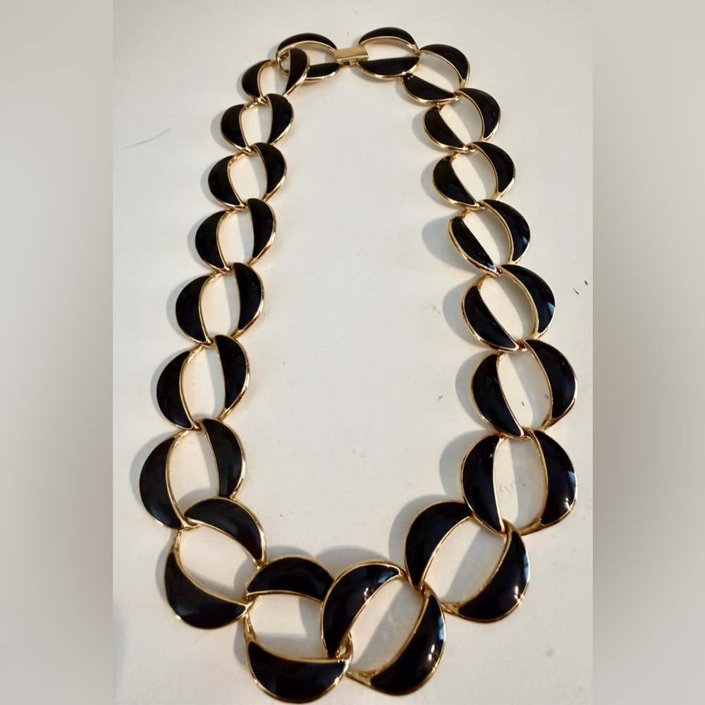Napier Elegant Black and Gold Women's Chunky Chain Necklace